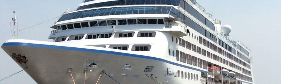 Oceania Nautica cruise ship, Oceania Cruises, private transfer with professional driver from Venice cruise terminal to airports by Pantarei Chauffeur service, Italy